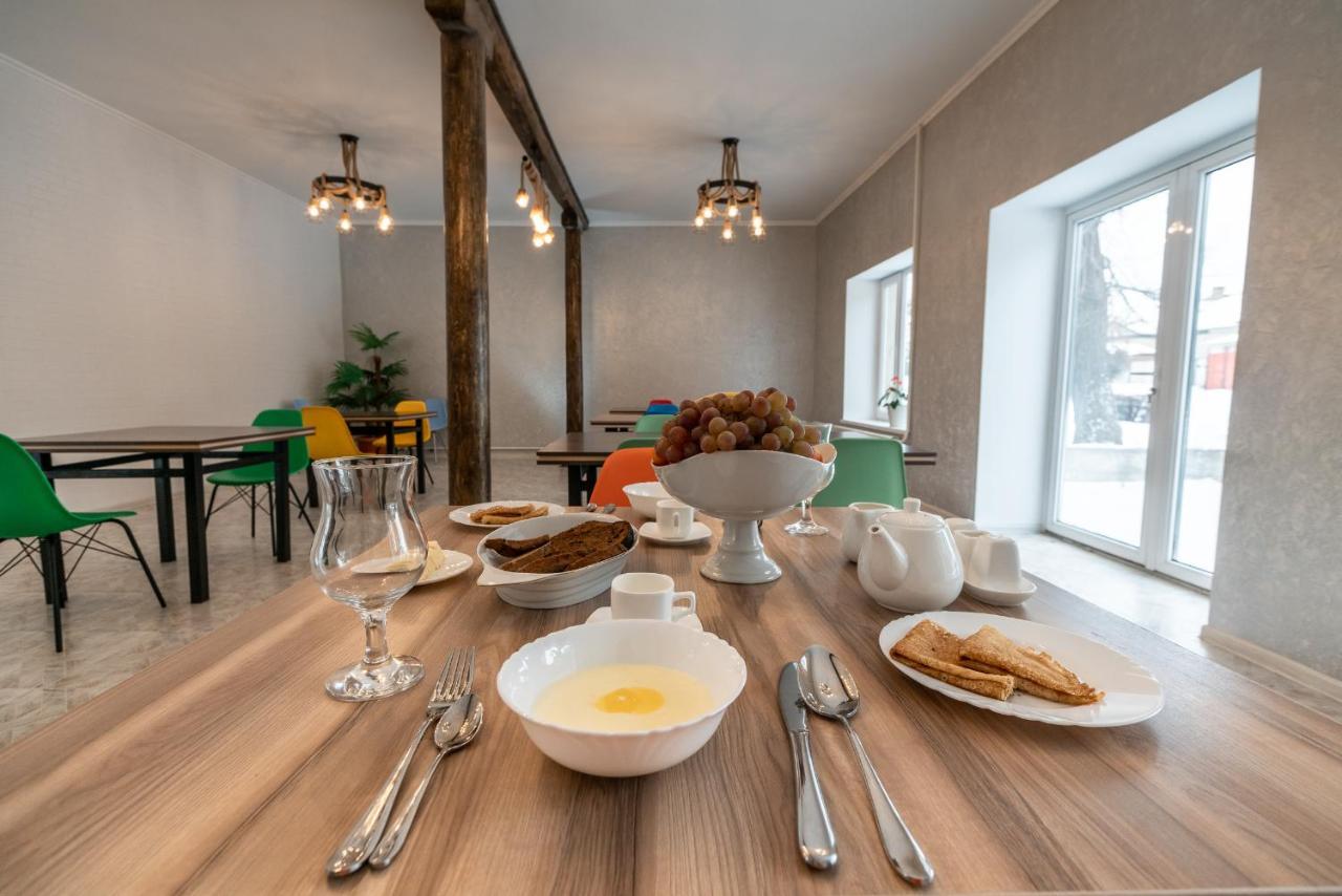 Mixx Hotel Karakol Extérieur photo