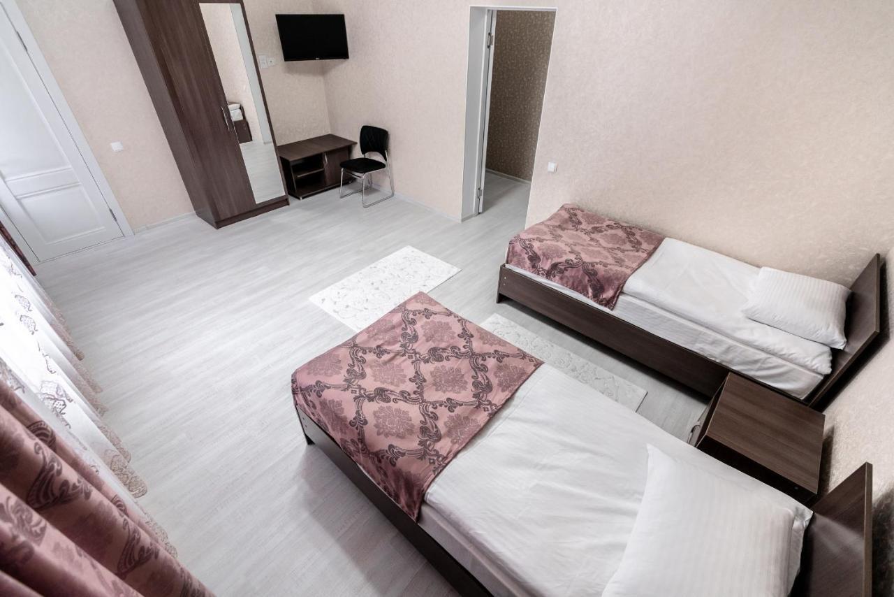Mixx Hotel Karakol Extérieur photo